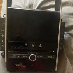 2019 Infiniti q50 radio and information center 