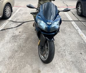 2007 Kawasaki ZZR600