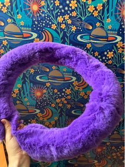 Steering wheel cover