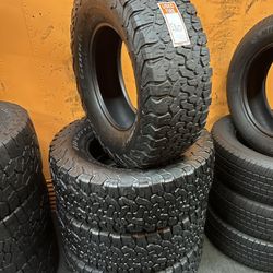 285/70R17 BF Goodrich Ko2 A/T Full Tire Set