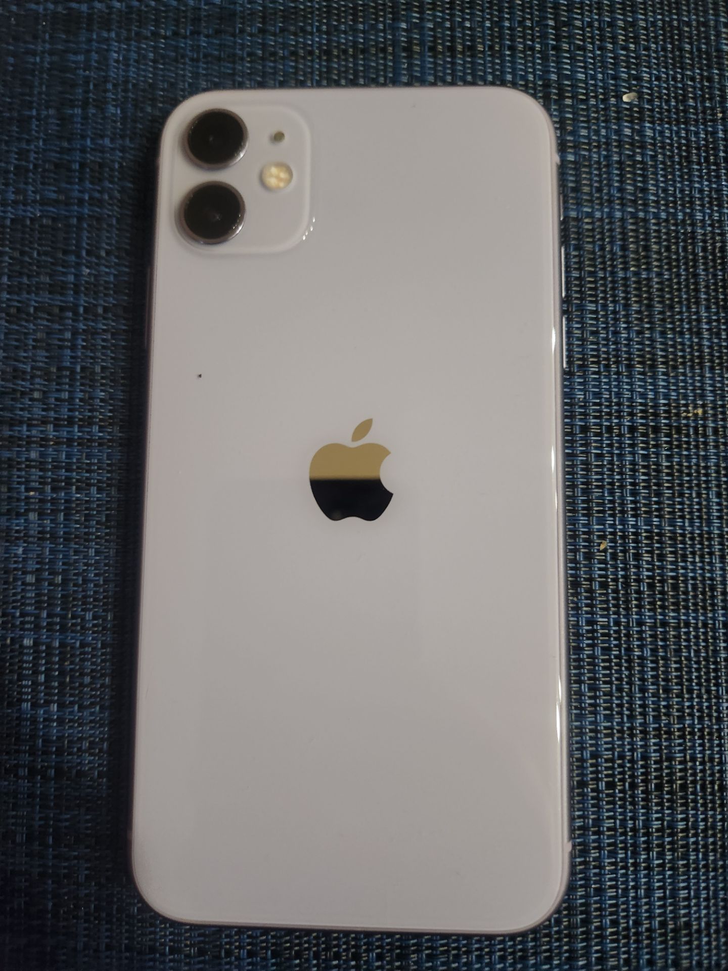 11 64 gb