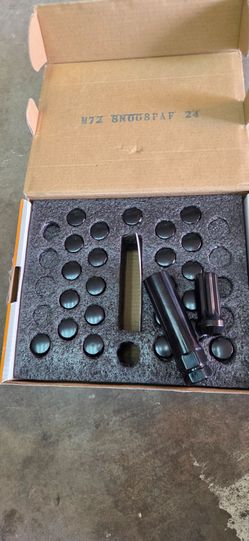 Lug nuts