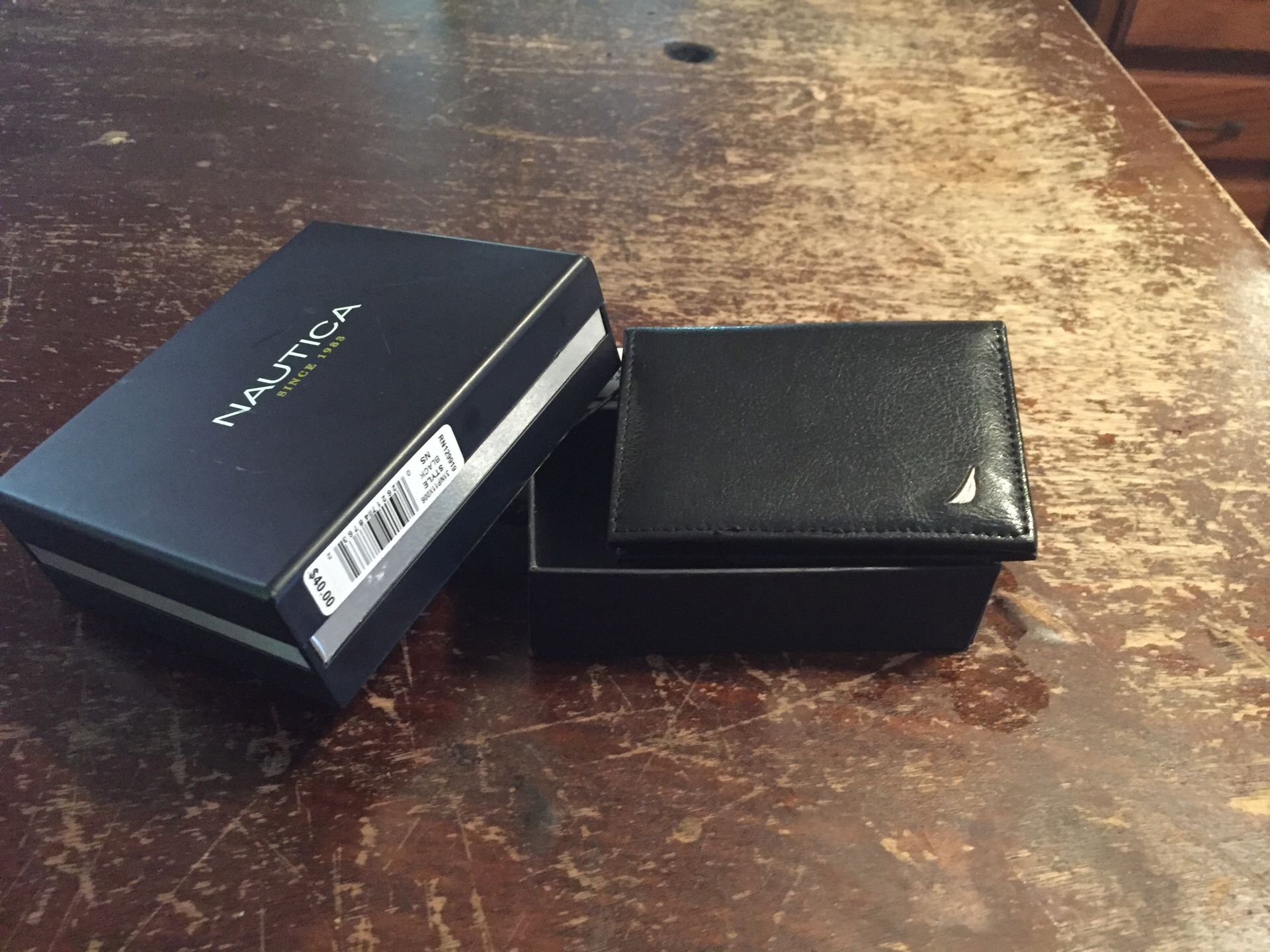 Nautica Men’s Magnetic Front Pocket Wallet