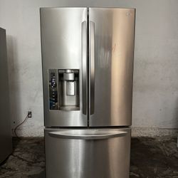 LG French Doors Stainless Steel Refrigerator 