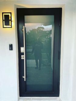 Hurricane impact doors, sliding glass door, and windows | Puertas y Ventanas de impacto contra huracán