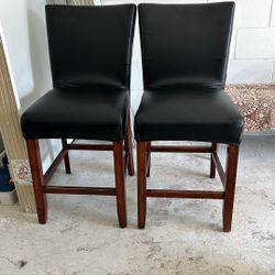 2 Bar Stools