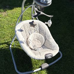 Graco Baby Swing