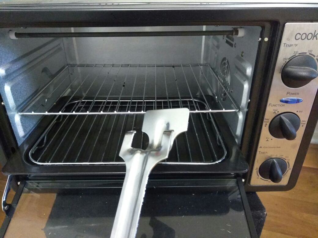 MUELLER Countertop Toaster Oven & Pizza Maker Large 4-Slice Capacity,  Stainless Steel for Sale in Costa Mesa, CA - OfferUp
