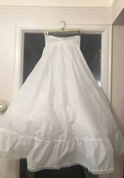 Petticoat size 10 and Strapless torsolette bra 34B