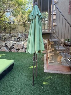 9’ Outdoor Patio Umbrella