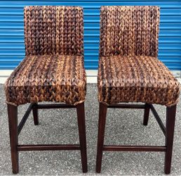 Pottery barn seagrass 25"counter height chairs