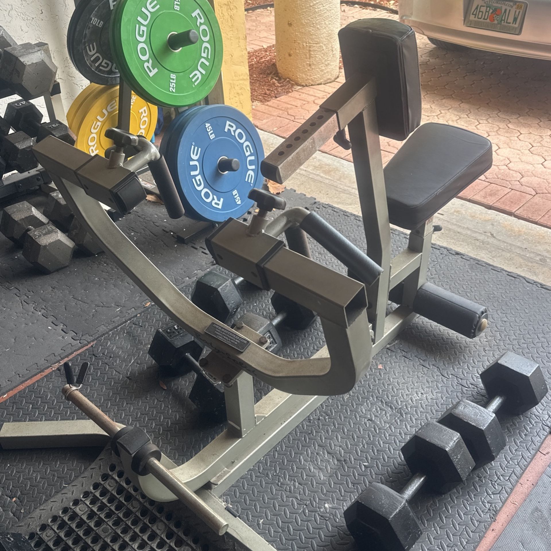 Body-Solid Seated Row Machine