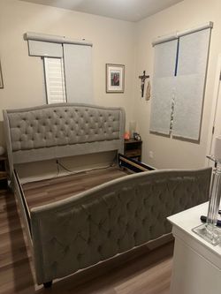 Gray Tufted Upholstered Sleigh Bed Frame