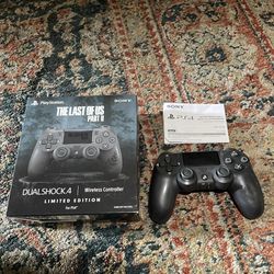 The last of us part 2 ps4 controller with box and manual