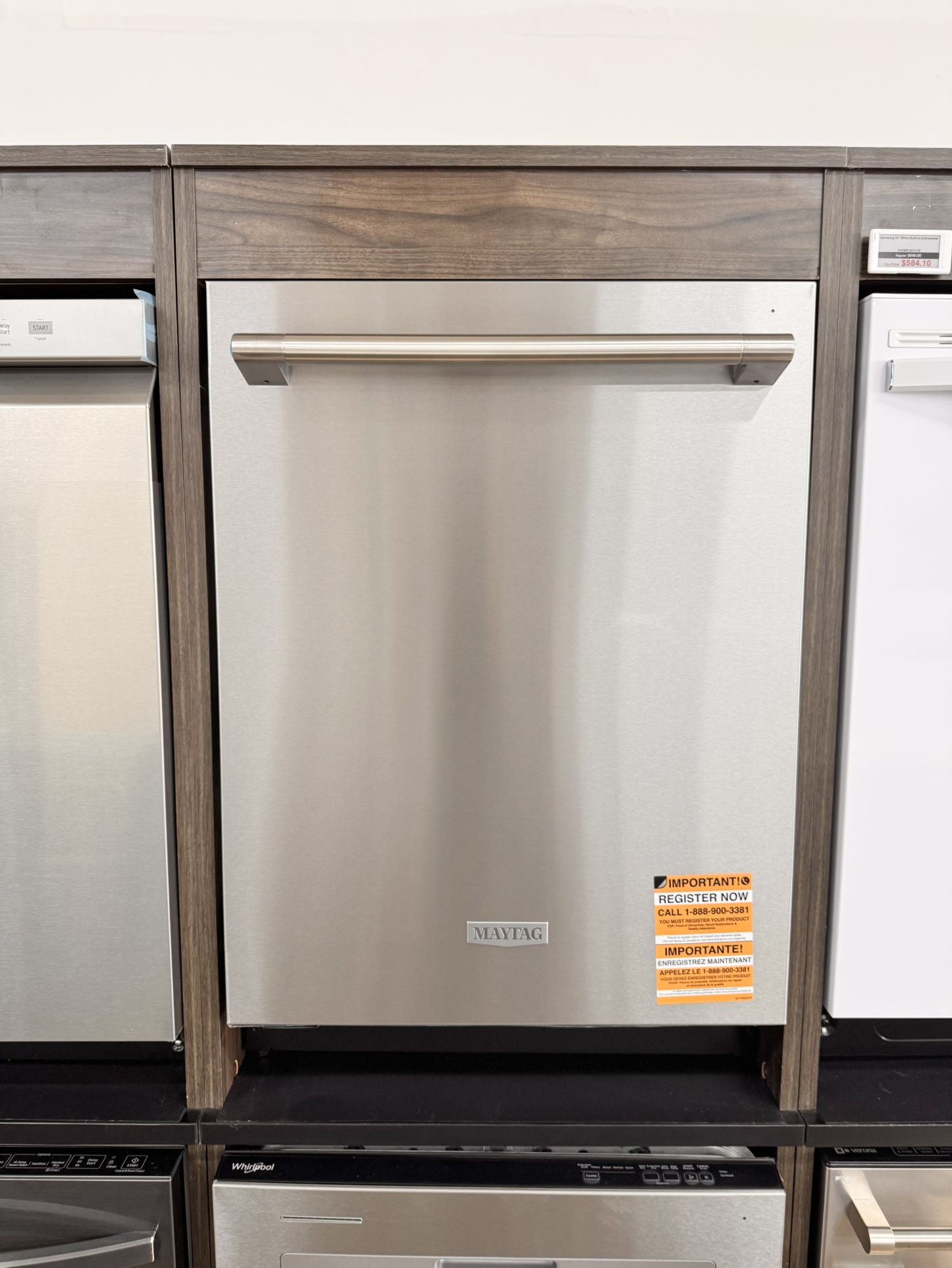 Brand-New Maytag 24 in. Top Control Standard Built-In Dishwasher in Fingerprint Resistant Stainless Steel with Enhanced Wash MDTS4224PZ