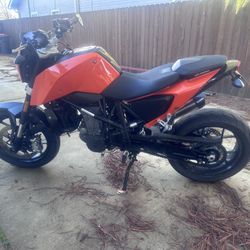 Ktm 690