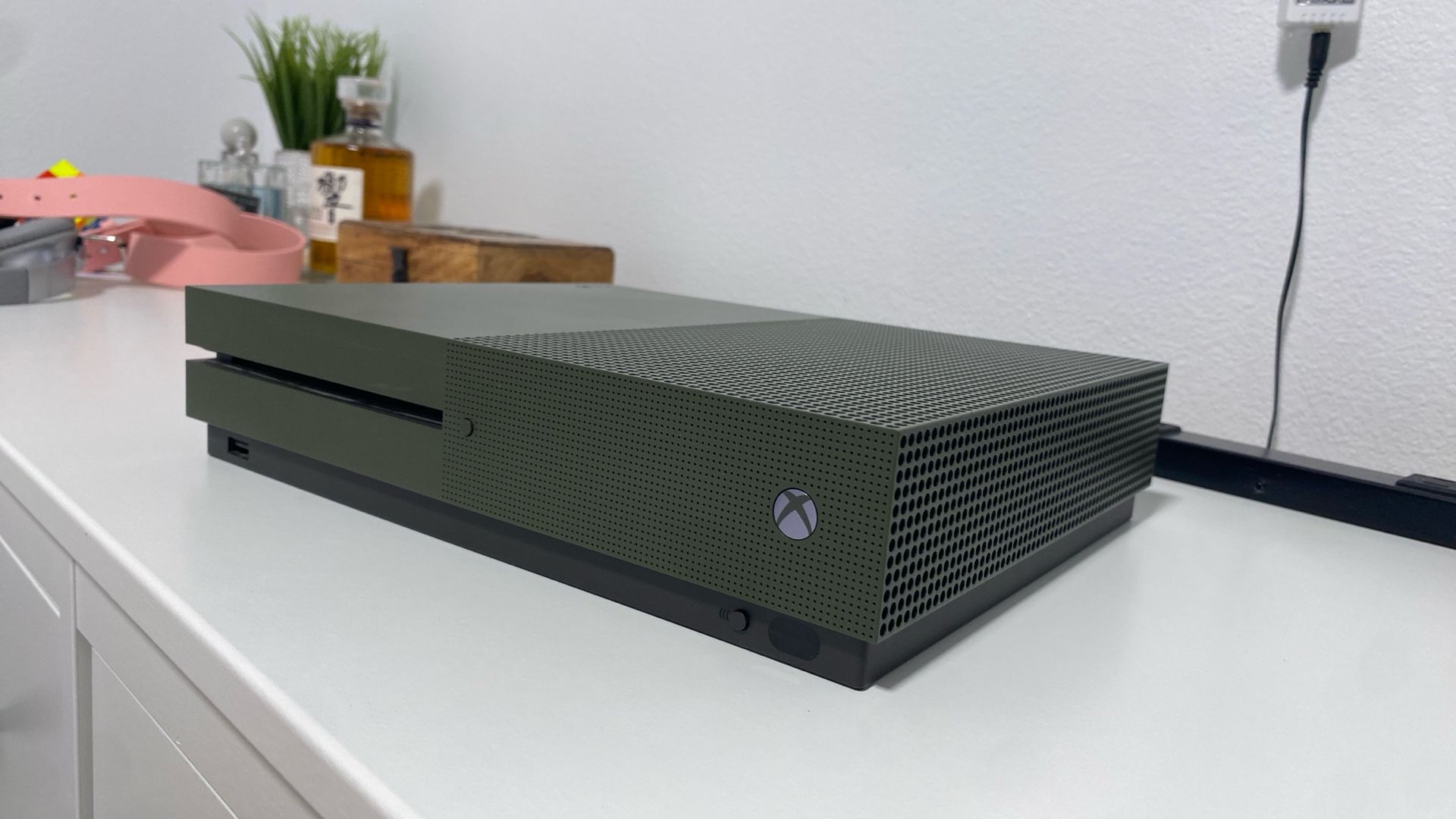 Xbox One S Limited Edition Military Green