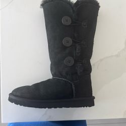 Black Tall Uggs Size 7