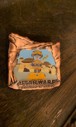 Disneyland Star Wars Galaxies Edge Exclusive DJ R3X pin