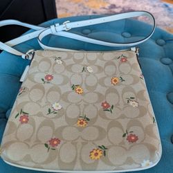 Coach Used Messenger Bag