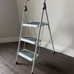 Gorilla 3-Step Step Stool - 225 lb capacity