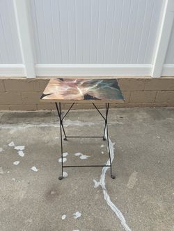 Metal foldable table