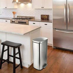 8 Gallon Stainless Steel Trash Can with Lid, Rectangular Kitchen Garbage Can with Step Pedal & Inner Bucket for Bathroom, Living Room