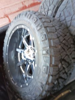 Set of 4 rim and tires