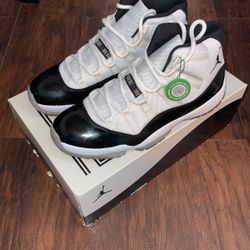 Air Jordan 11 Retro Concord (2011)