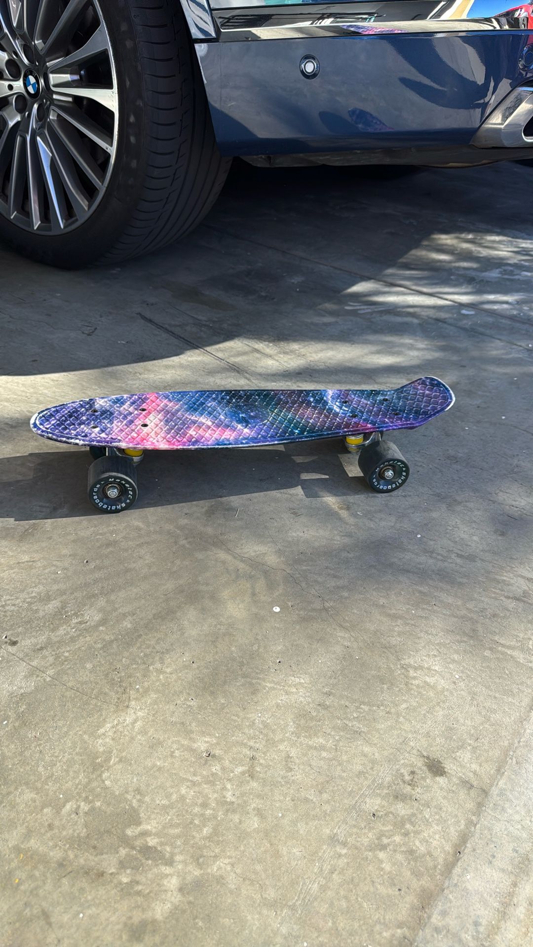 young kids skateboard 22inches 5.9lb