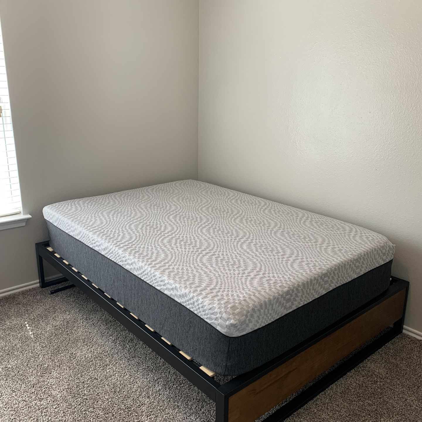 Nearly New Sealy Mattress And Steel Queen Bed Frame