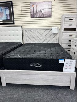 Queen Size Mattress. 🚚WE DELIVER🚚