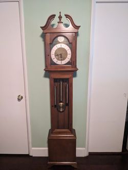 Seth Thomas Tempus Fugit Grandmother Clock