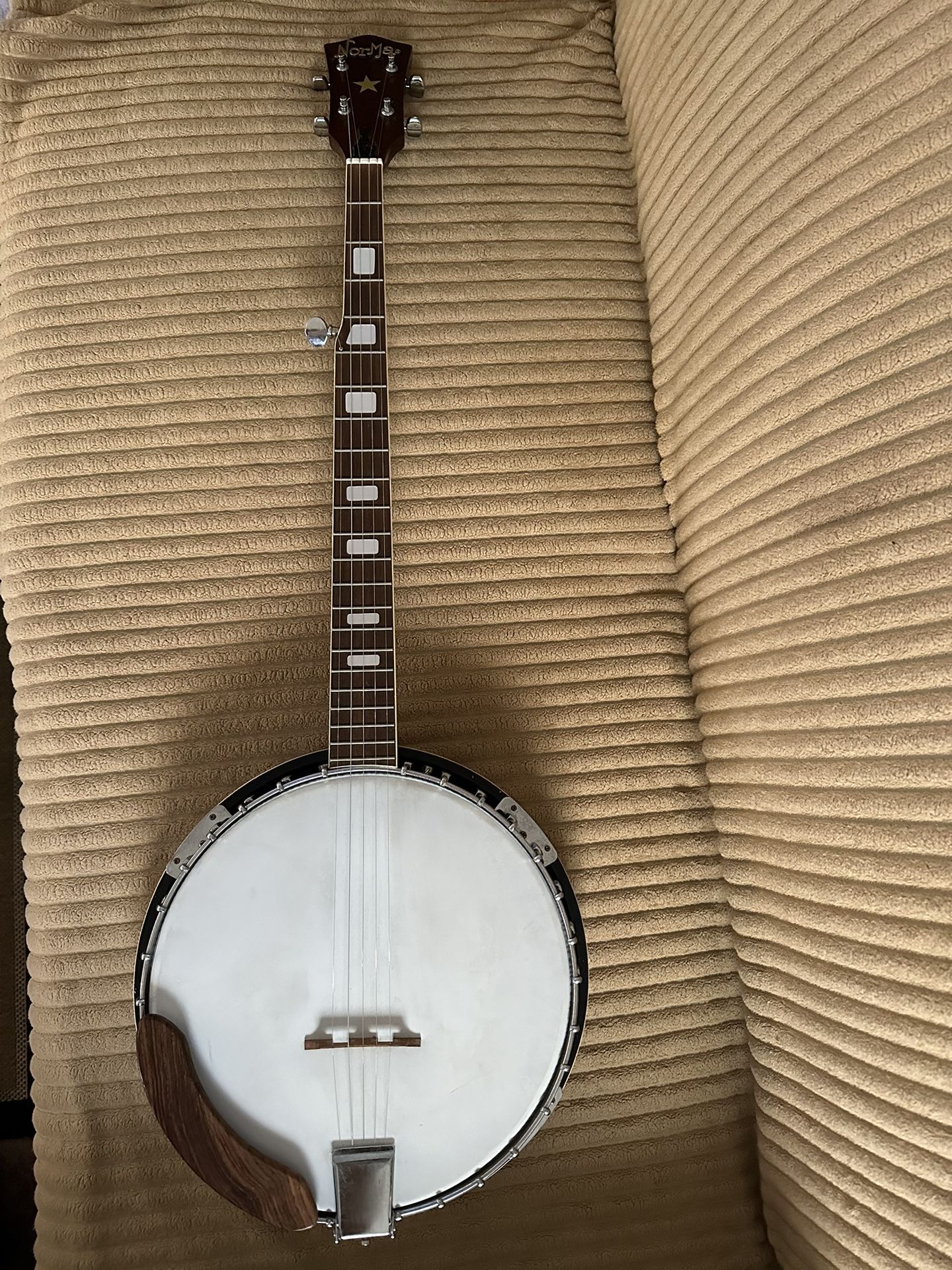 NORMA BA1530 5 STRING BANJO
