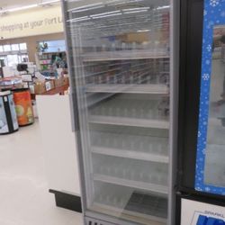 1-DOOR SELF-CONTAINED GLSSS-DOOR COOLER