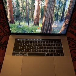 MacBook Pro 2018 (15-inch) i9 w/ Touch Bar 32GB, 512SSD, Super Fast!!! Charger Included 