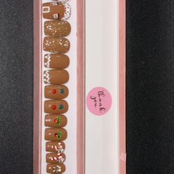 Gingerbread Inspired Press On Nails 