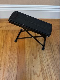 Donner Guitar Foot Stool-6 Position Height Adjustable Guitar Leg Rest Step Footstool Black for Classical Guitar Player