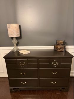Vintage Dresser!
