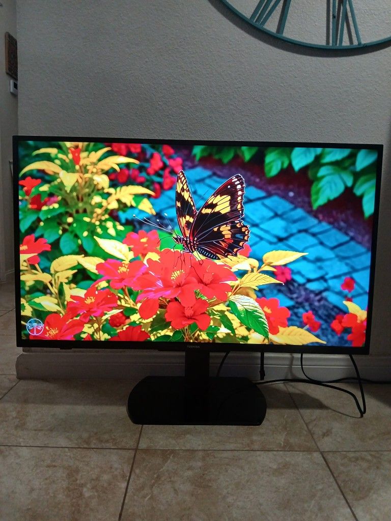 43" TOSHIBA SMART FIRE TV W REMOTE/STAND OPTIONAL