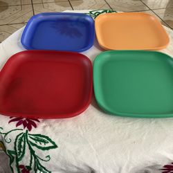 Tupperware Set4