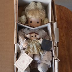 Vintage 1994 ENESCO Precious Moments Tell Me The Story Jesus Doll With Baby And Bible Story Never Removed From Box Read Description