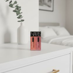 NARS Mini Powermatte High-Intensity Lip Pencil Duo- Shades: take me home + dolce vita