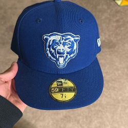 Bears Fitted Hat 7 1/4 ( Brand New) 