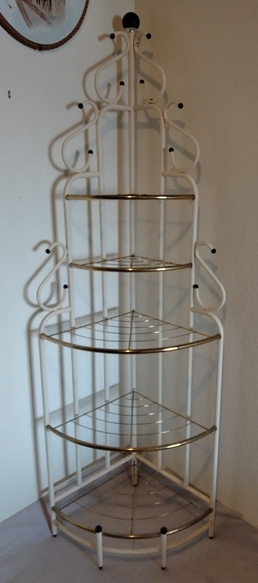 Corner Shelf