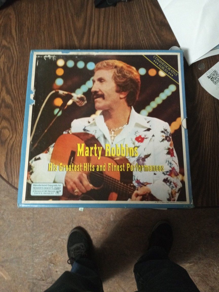 Vinyl Records..Marty Robbins Greatest Hits And Finest Performances