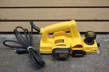 DEWALT D26676 ELECTRIC CORDED  HAND HELD PLANER  