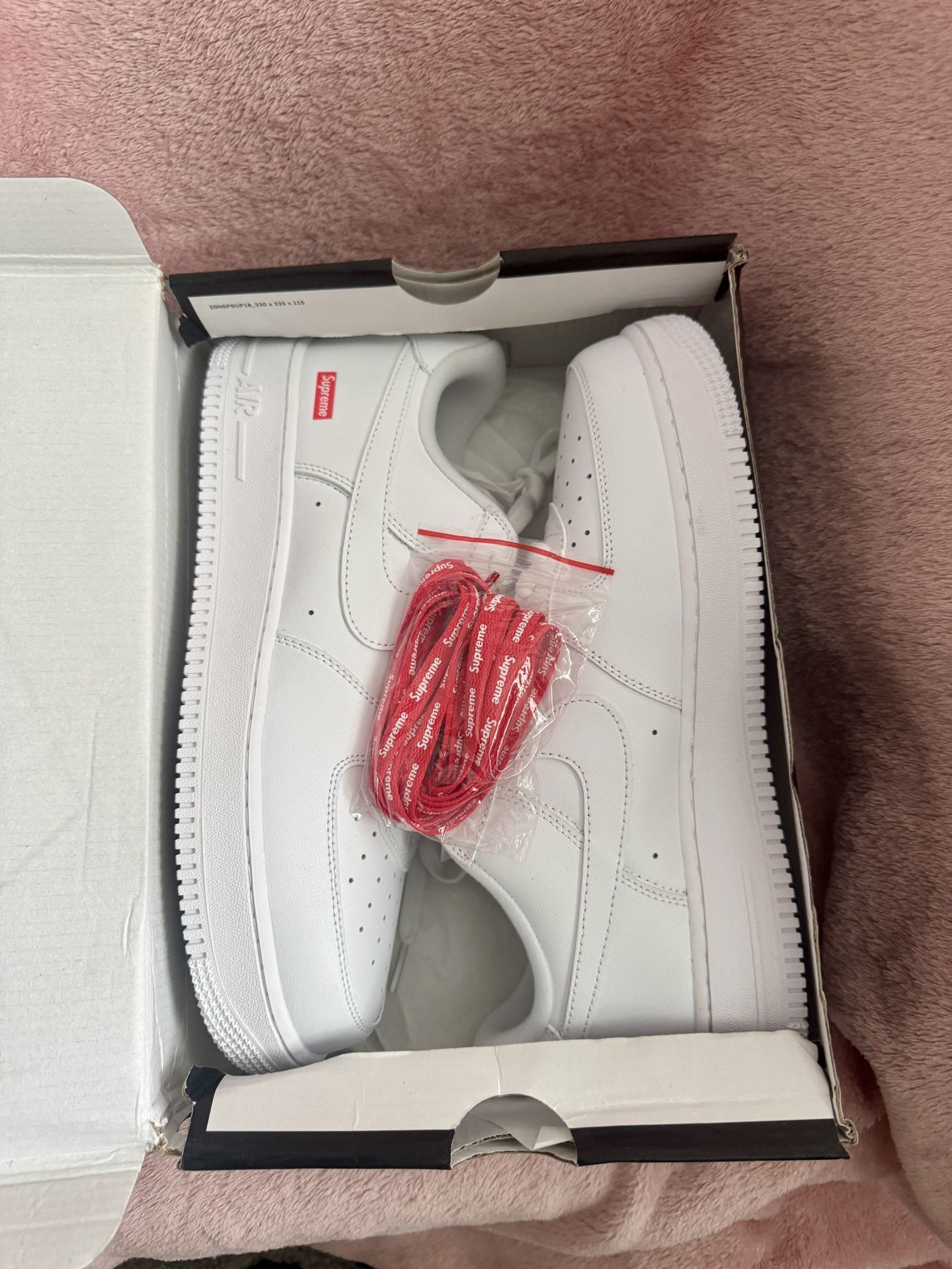 Supreme AF1