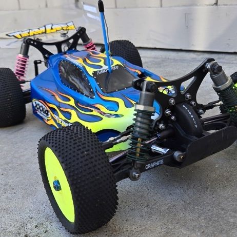 ホビーラジコン LOSI - XXX4 GRAPHITE Losi XXX4 G+ 1/10 4WD Electric Buggy - A-0015 • (Radio