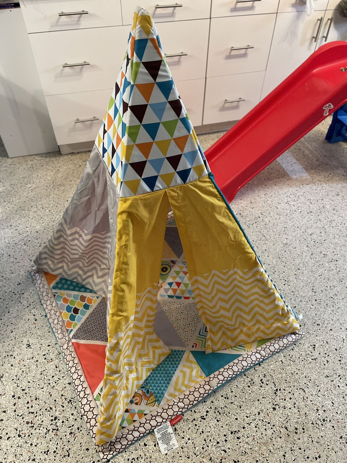 Infantino Kids Play Tent